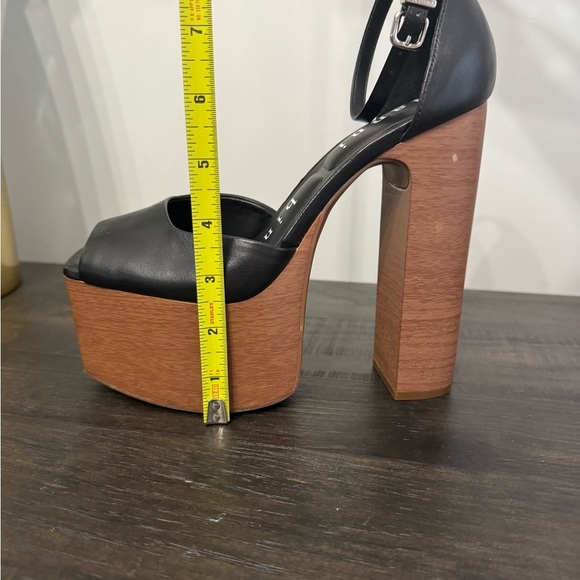 Gianni Bini Fenix Leather Woodgrain Platform Peep Toe Pumps Heels Size 6.5 NEW - Picture 7 of 9